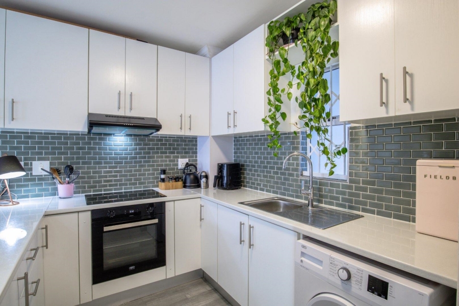 2 Bedroom Property for Sale in Beach Estate Western Cape